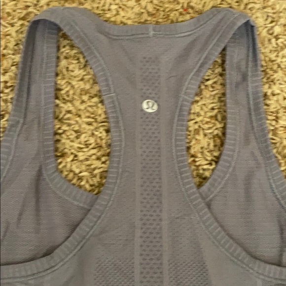 RARE BLUEBERRY COLORED SWIFTLY TECH TANK - Picture 2 of 2